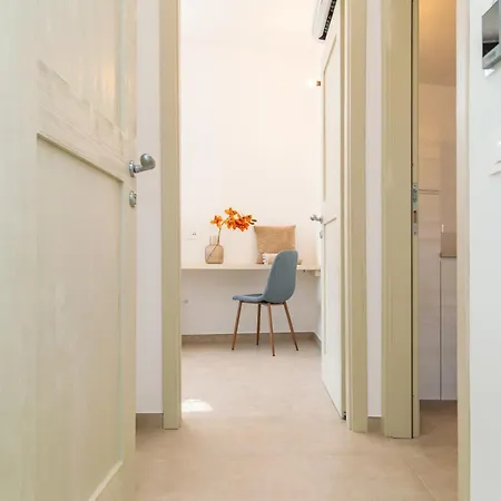 Via Tirso & Bed & Breakfast