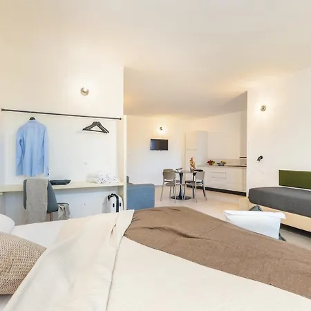 Via Tirso & Bed & Breakfast